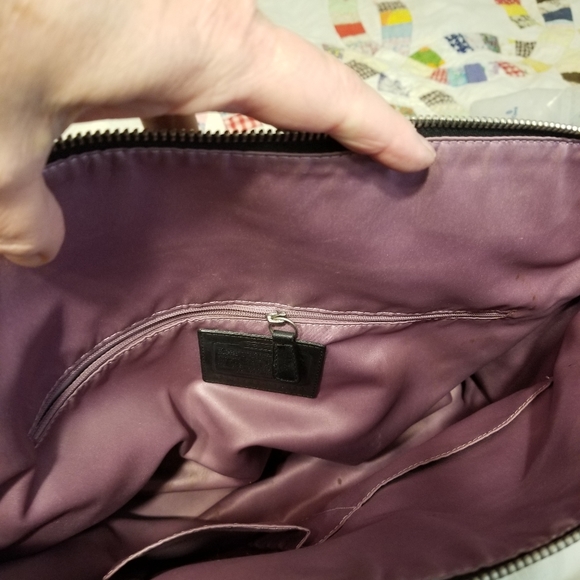 Coach pebbled genuine leather purse - Picture 14 of 15